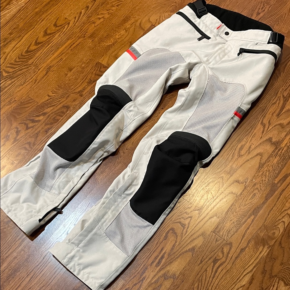 Rev’It! Tornado 3 motorcycle trousers. Missing liner